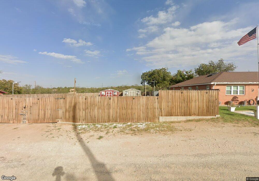 2503 Fisher St, Big Spring, TX 79720 - photo 1