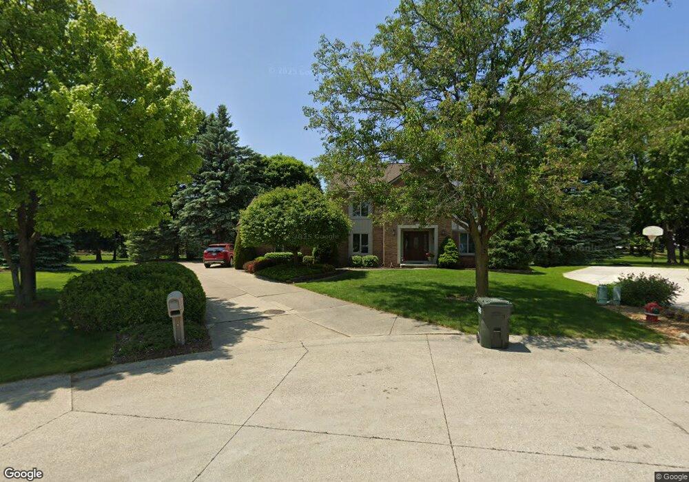 1373 Sherborn Ct, Rochester Hills, MI 48306 - photo 1