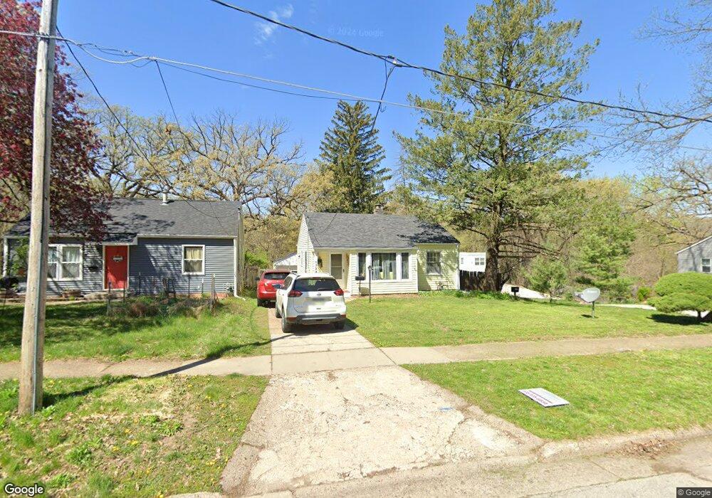 1724 28th St, Des Moines, IA 50310 - photo 1
