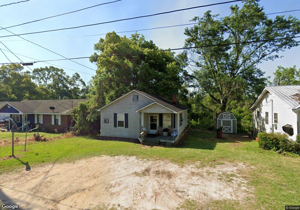 920 Ethel St, Douglas, GA 31533 - photo 1