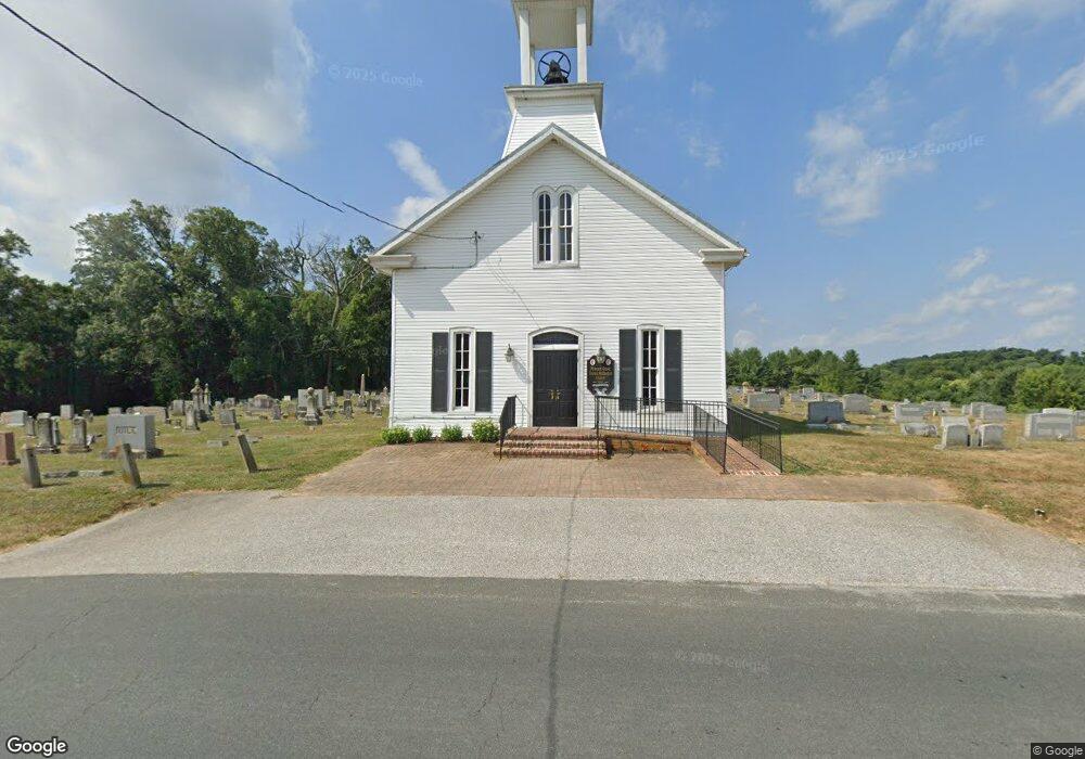 15300 Dover Rd, Reisterstown, MD 21136 - photo 1