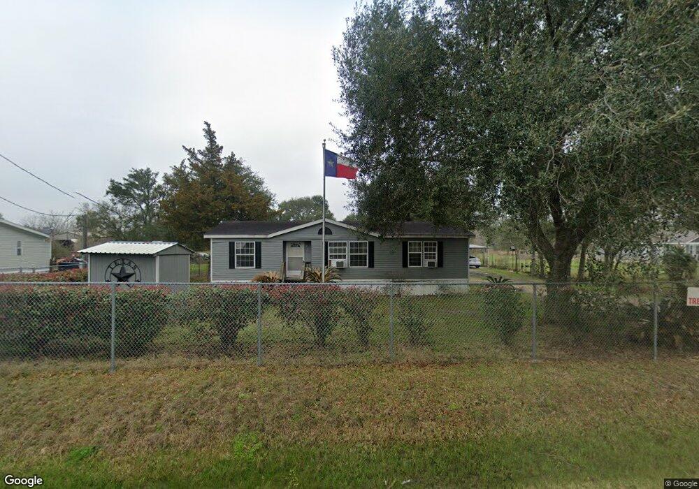 5027 Farmer Rd, Alvin, TX 77511 - photo 1