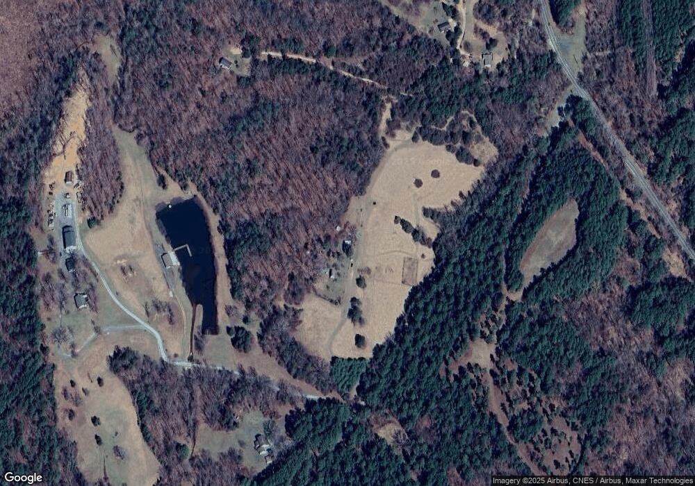 3138 Garland Ln, Charlottesville, VA 22902 - photo 1