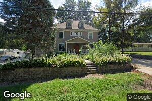 401 E Cortland St, Avon, IL 61415