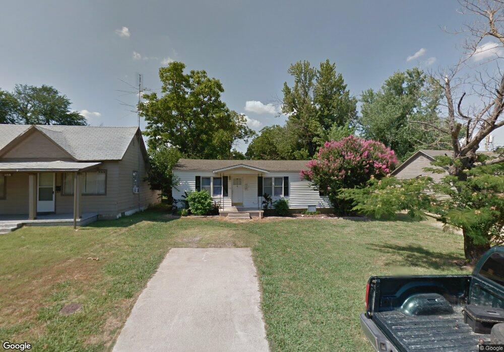 1144 E 4th St, Cushing, OK 74023 - photo 1