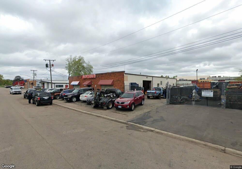 719 Morton Ave, Aurora, IL 60506 - photo 1