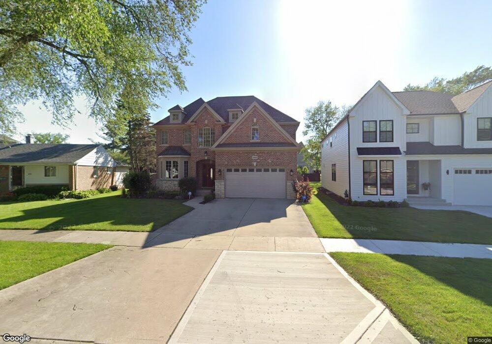 460 N Emery Ln, Elmhurst, IL 60126 - photo 1