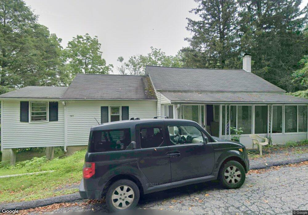 2477 E Beersville Rd, Bath, PA 18014 - photo 1