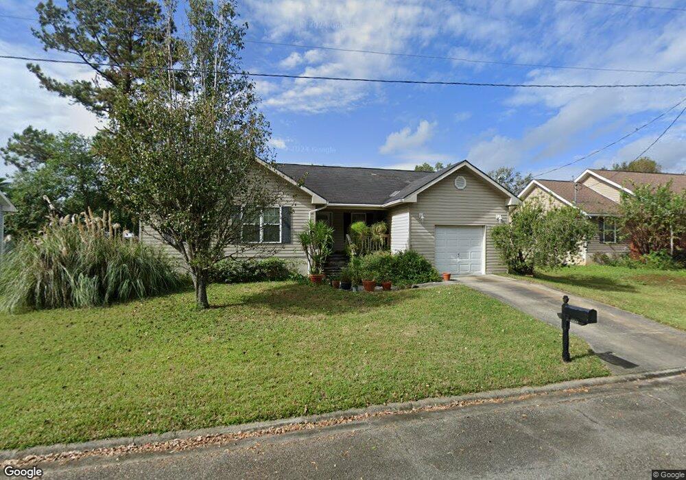 3221 Myrtle Ave, Brunswick, GA 31520 - photo 1