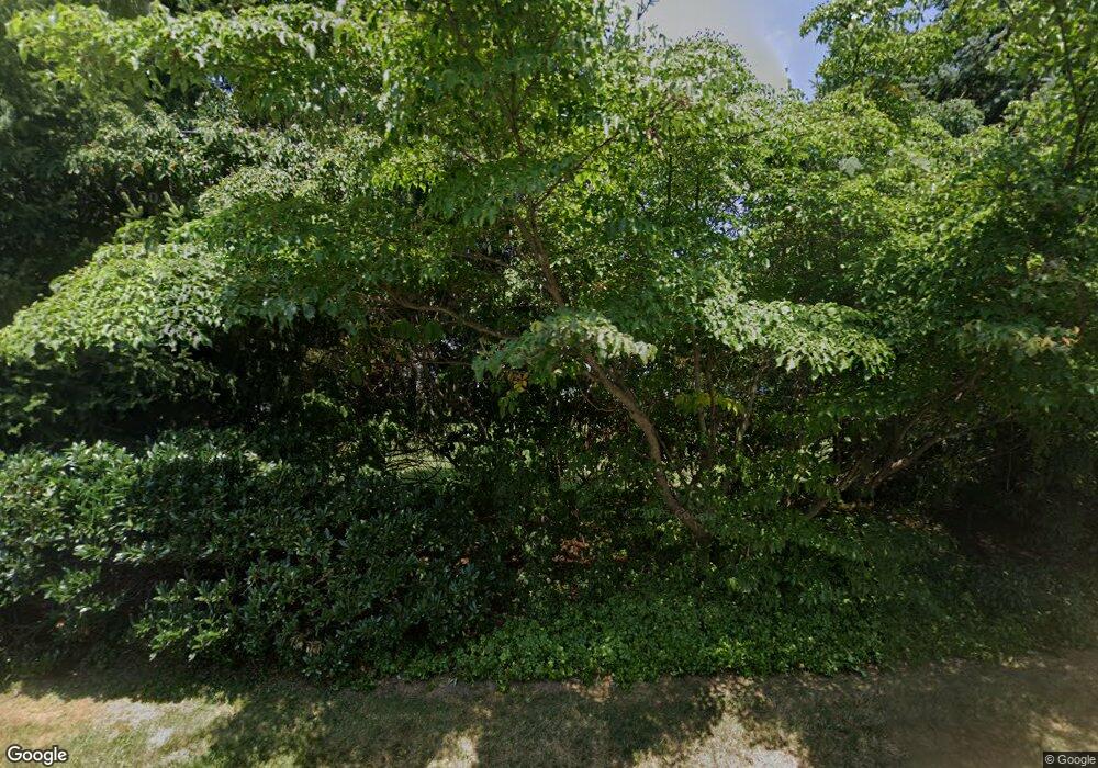 15 Barkers Point Rd, Port Washington, NY 11050 - photo 1