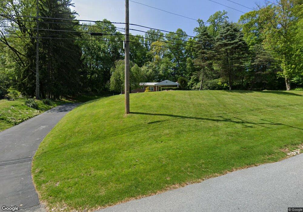 219 W Uwchlan Ave, Downingtown, PA 19335 - photo 1