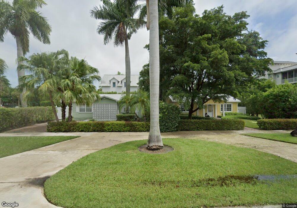 835 9th Ave S unit 835, Naples, FL 34102 - photo 1