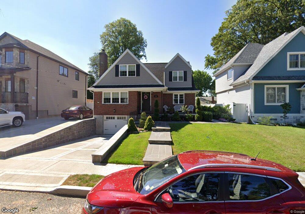 28 Coughlan Ave, Staten Island, NY 10310 - photo 1