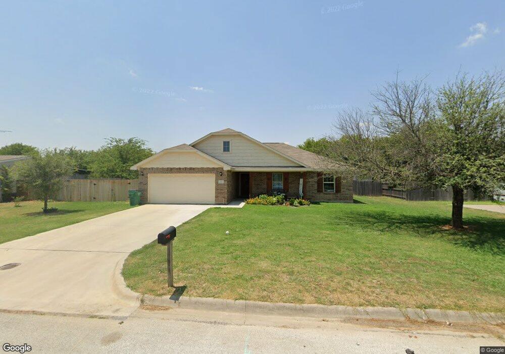 222 Candlewood Cir, Gainesville, TX 76240 - photo 1