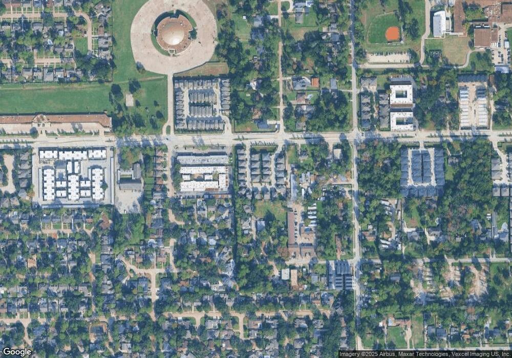 5110 W Lacey Garden Loop, Houston, TX 77018 - photo 1