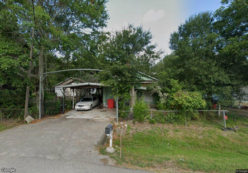 1605 Rice St, Alvin, TX 77511 - photo 1