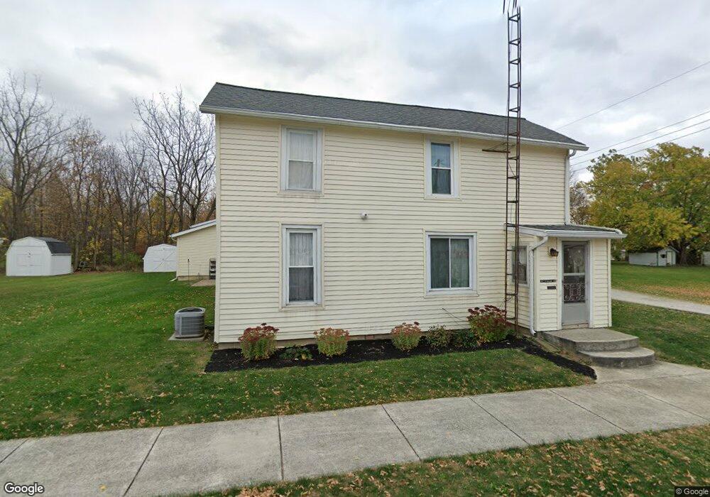 602 Highland Ave, Wapakoneta, OH 45895 - photo 1