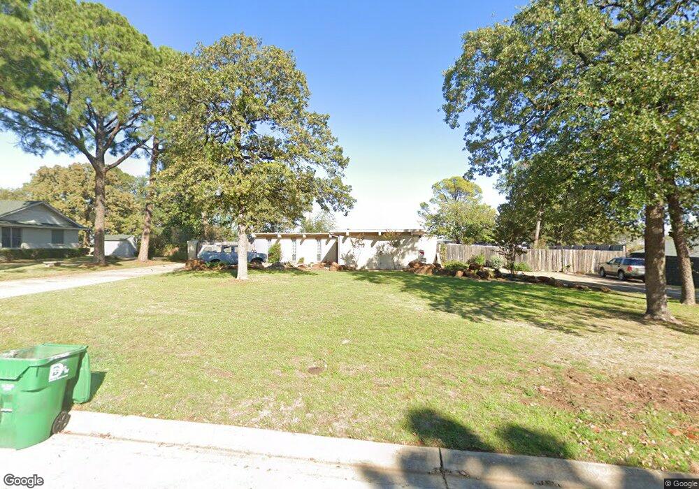 1425 Ridgecrest Cir, Denton, TX 76205 - photo 1