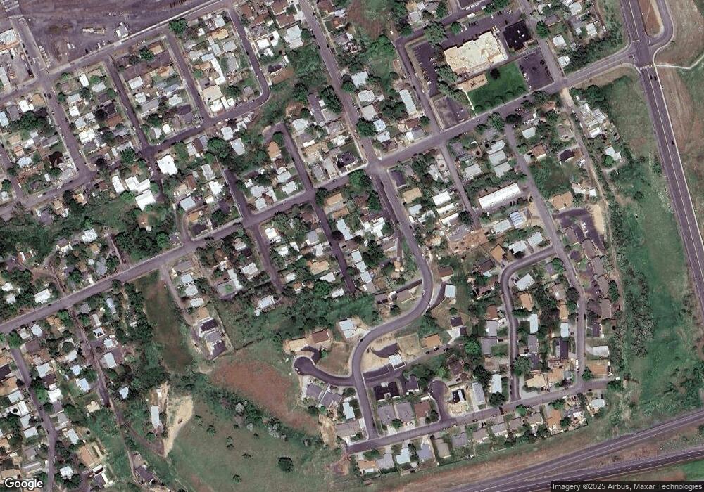 816 SW 1st St, Pendleton, OR 97801 - photo 1