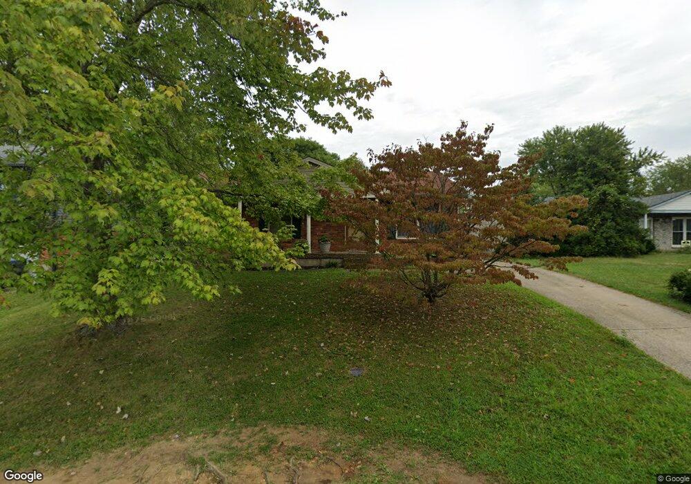 8307 Herrington Ct, Louisville, KY 40228 - photo 1