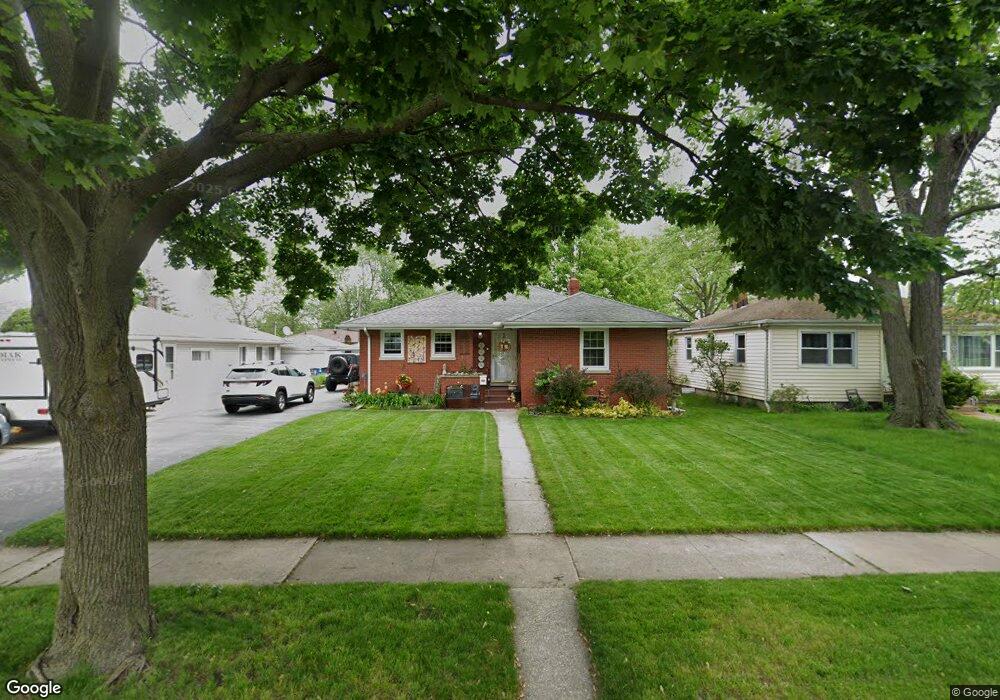 8425 5th St, Highland, IN 46322 - photo 1