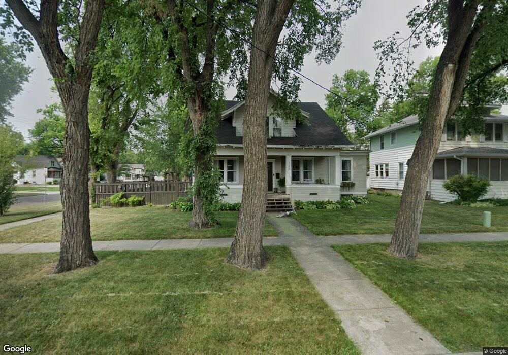 723 14th St S, Fargo, ND 58103 - photo 1