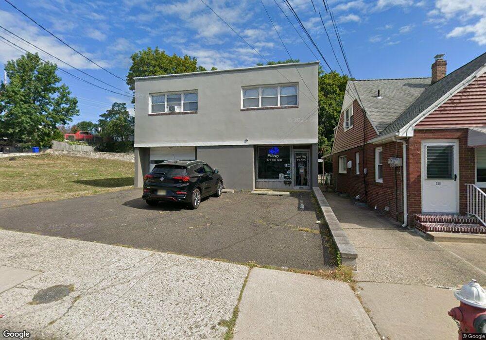 336 Totowa Rd unit 1, Totowa, NJ 07512 - photo 1