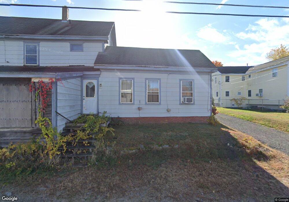 84 Collins St, Seabrook, NH 03874 - photo 1