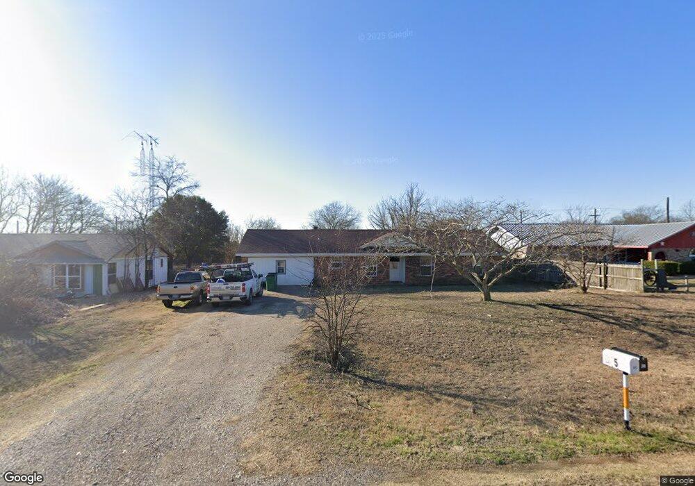 825 W 3rd St, Eddy, TX 76524 - photo 1