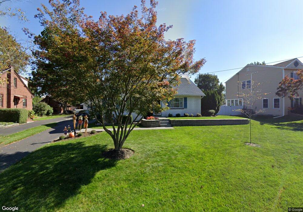 733 Pennsylvania Ave, Southampton, PA 18966 - photo 1