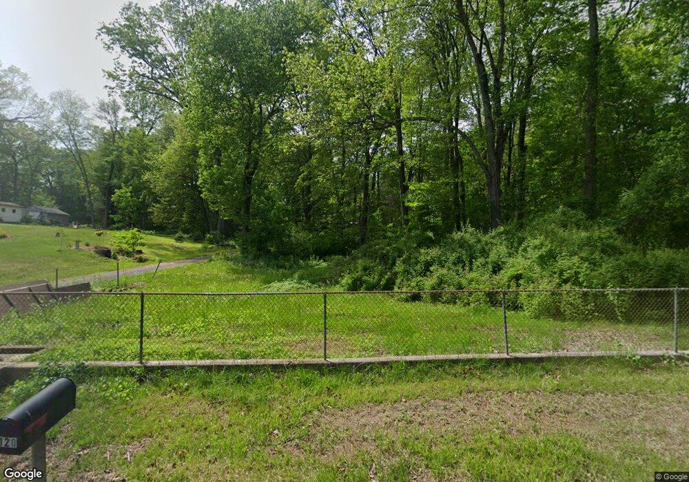 120 Ridgeway Dr, Feeding Hills, MA 01030 - photo 1