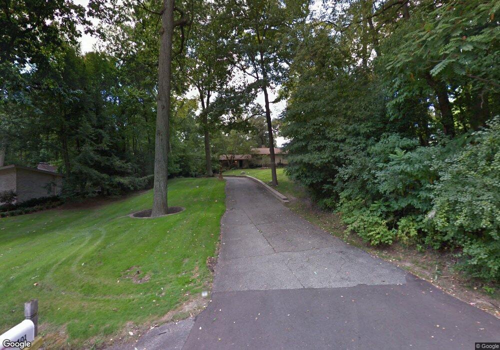 1401 Cedar Bend Dr, Bloomfield Hills, MI 48302 - photo 1