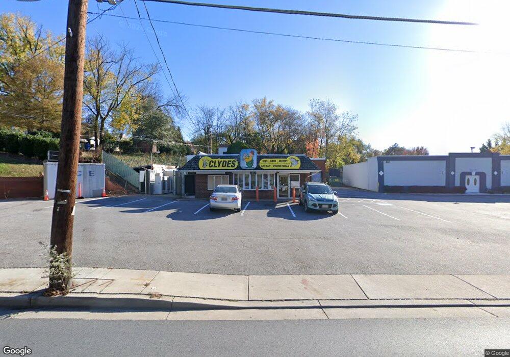 2307 Hammonds Ferry Rd, Halethorpe, MD 21227 - photo 1