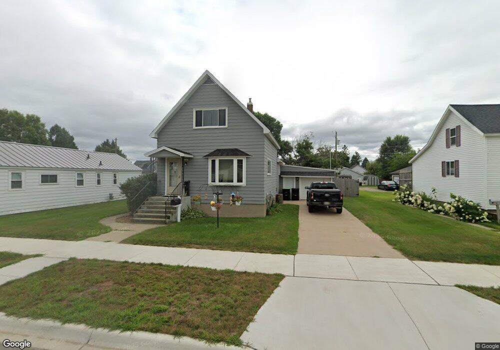1805 13th Ave, Menominee, MI 49858 - photo 1