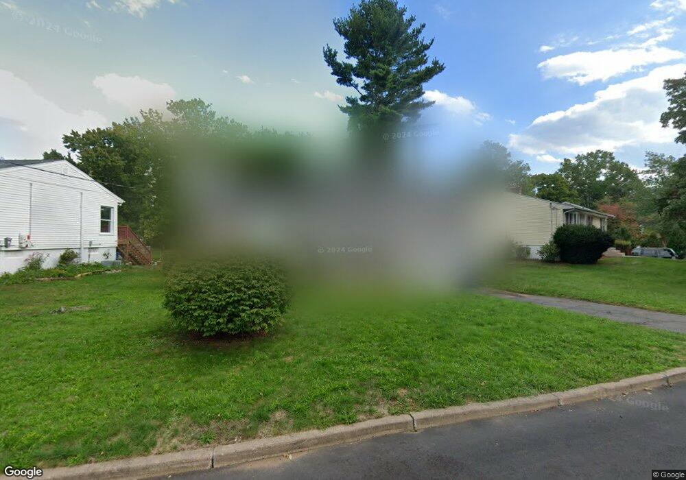 129 Brooklawn Cir, New Haven, CT 06515 - photo 1