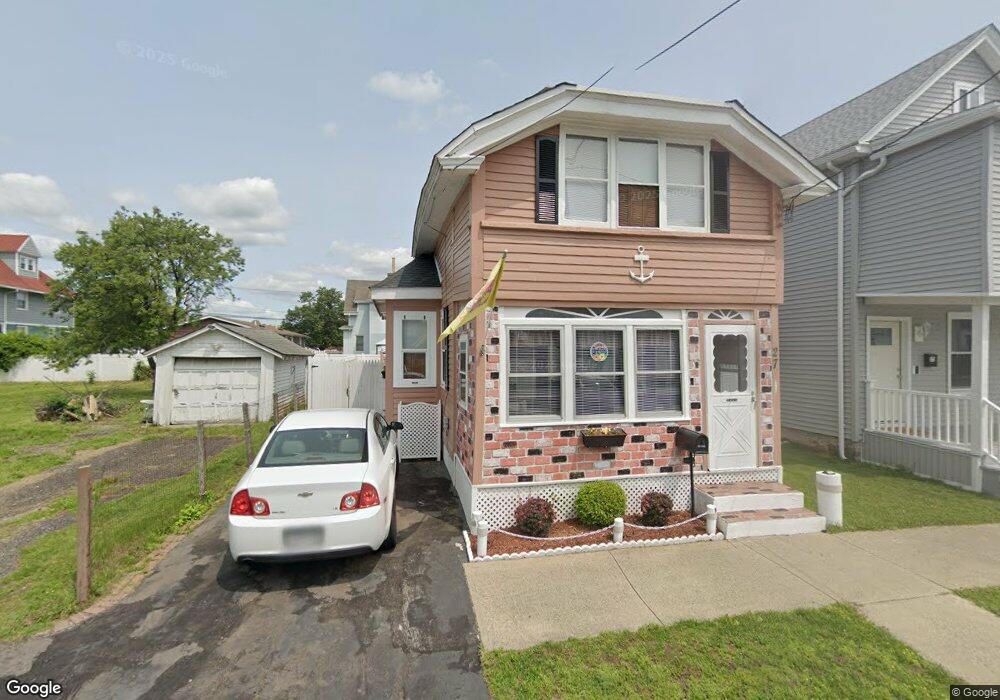 27 California St, West Haven, CT 06516 - photo 1