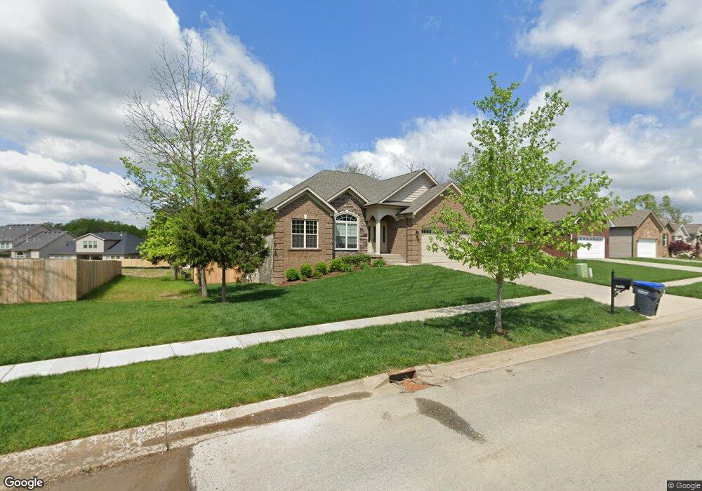 8900 Wooden Horse Dr, Louisville, KY 40229 - photo 1