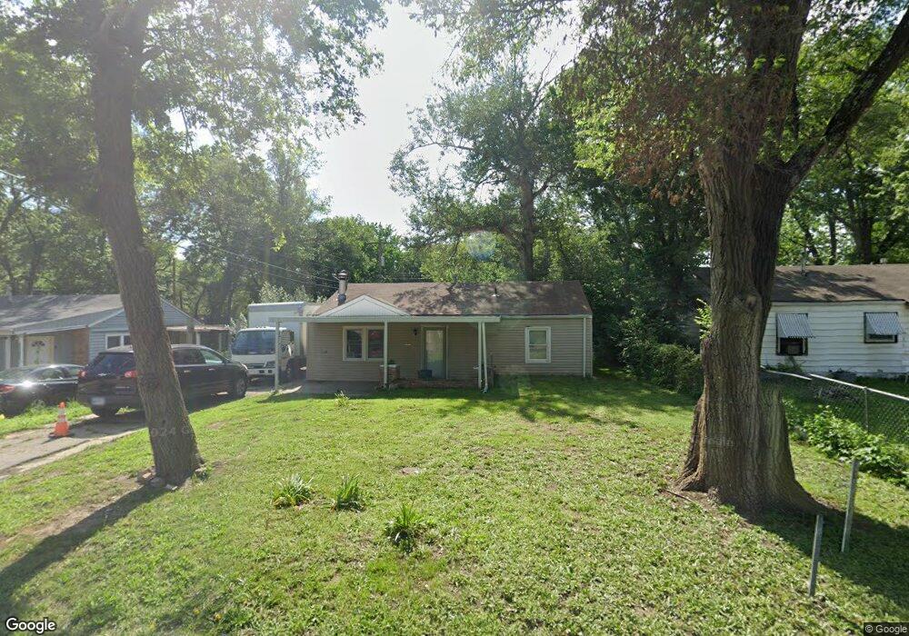 3425 SE Bryant St, Topeka, KS 66605 - photo 1
