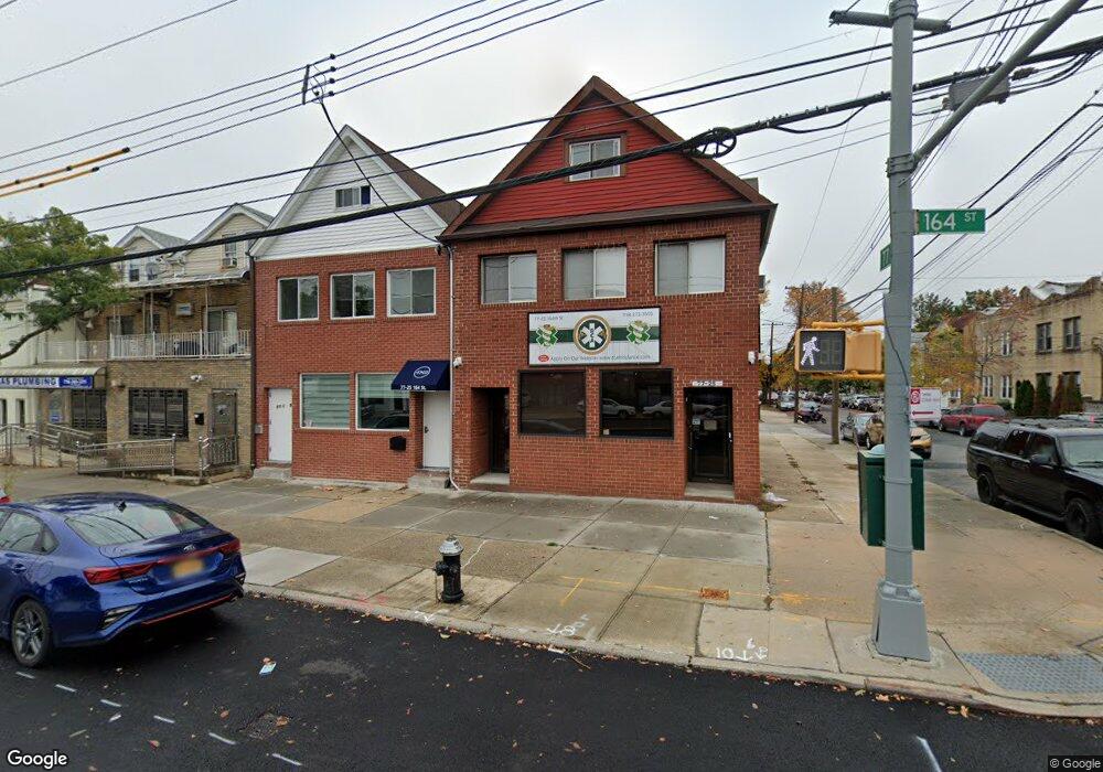 77-25 164th St unit 2, Fresh Meadows, NY 11366 - photo 1