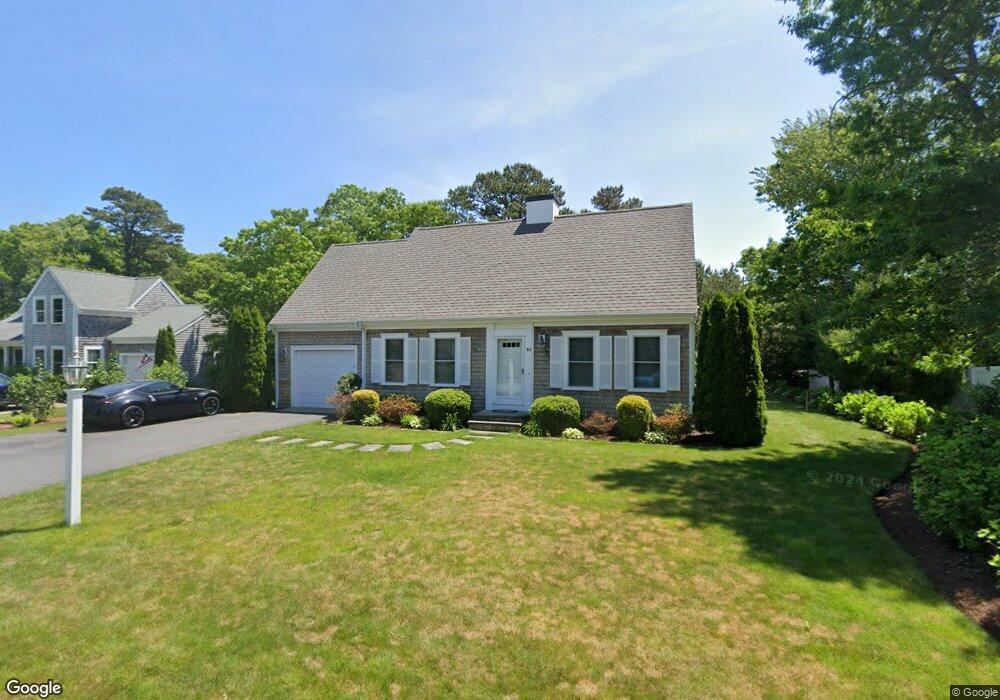 82 Pheasant Hill Cir, Cotuit, MA 2635 - photo 1