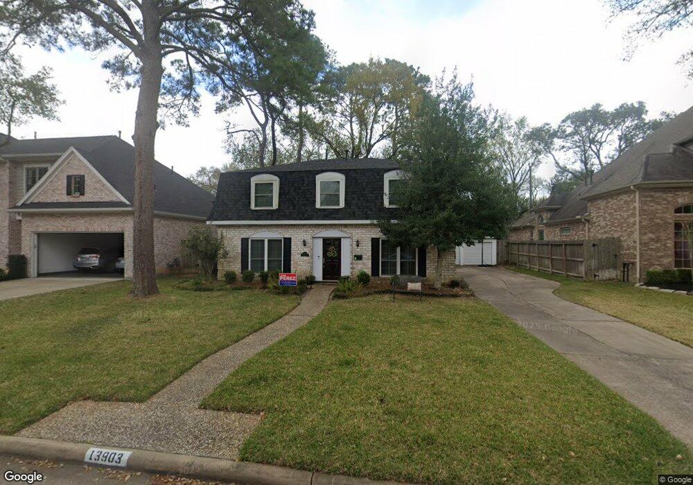 13903 Saint Marys Ln, Houston, TX 77079 - photo 1