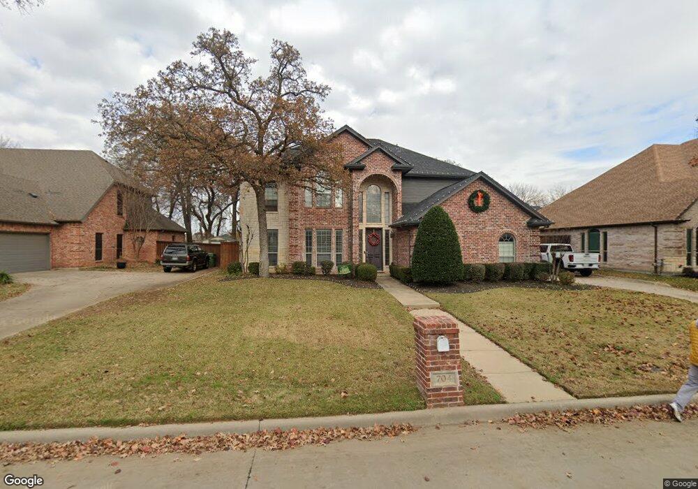704 Lonesome Dove Trail, Hurst, TX 76054 - photo 1