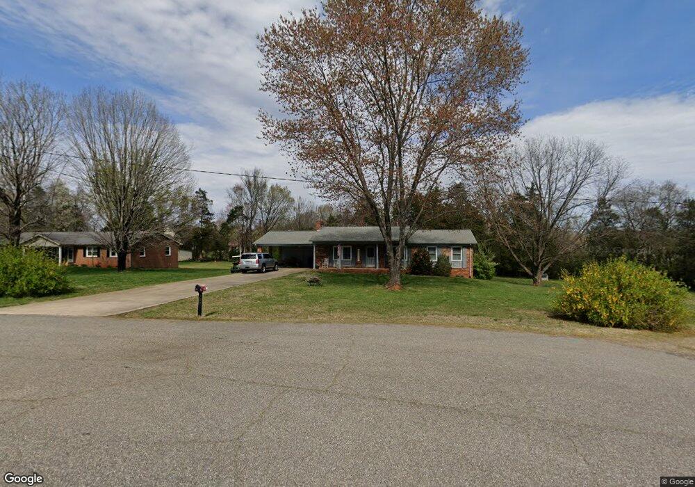 137 Viewmont Ct, Statesville, NC 28625 - photo 1