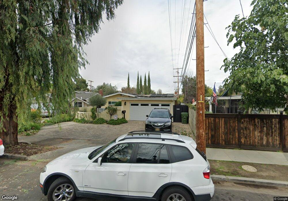 22015 Providencia St, Woodland Hills, CA 91364 - photo 1