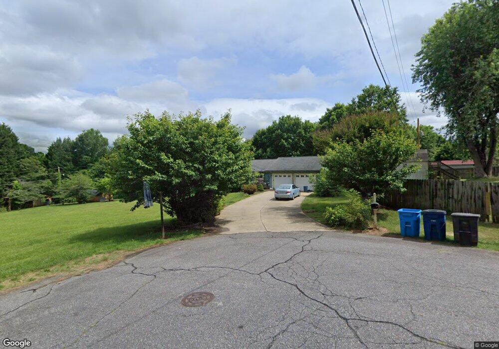 3304 Lancelot Ct, Statesville, NC 28625 - photo 1