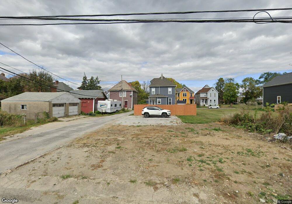 1096 E Cherry St, Columbus, OH 43205 - photo 1