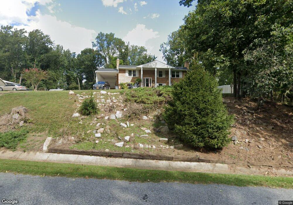 8020 Brooklyn Bridge Rd, Laurel, MD 20707 - photo 1