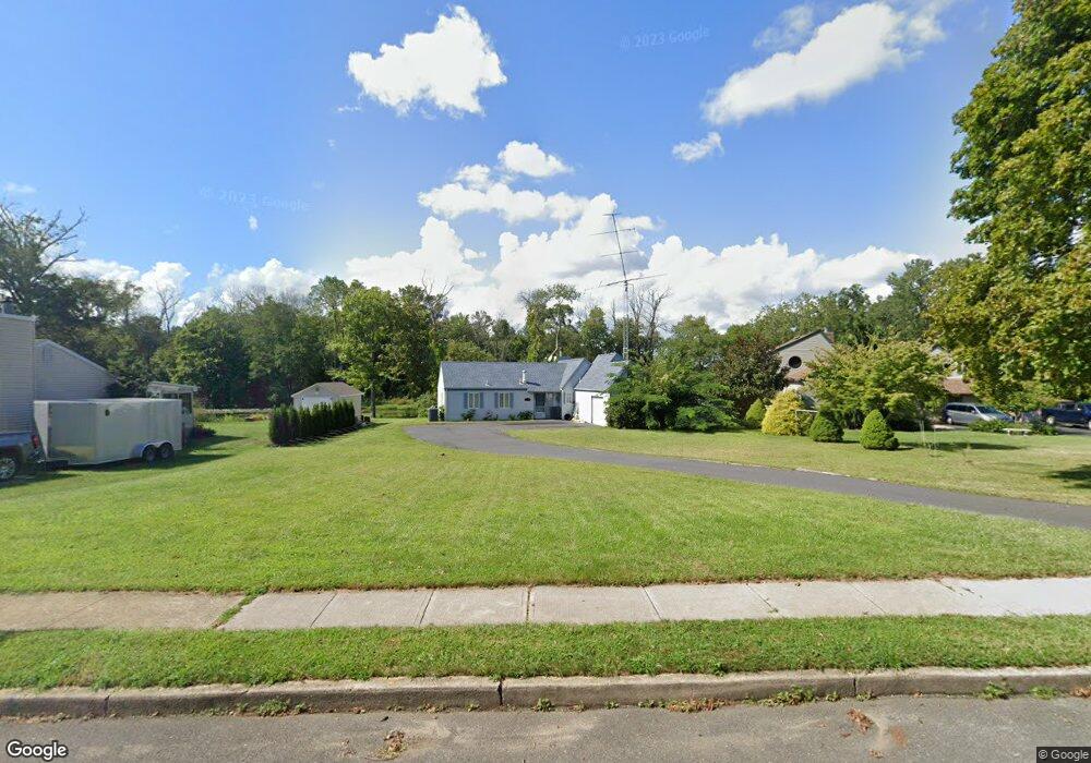 16 Greenfield Dr, Allentown, NJ 08501 - photo 1