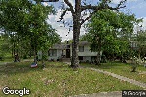 208 Cache Cir, Chickasaw, AL 36611
