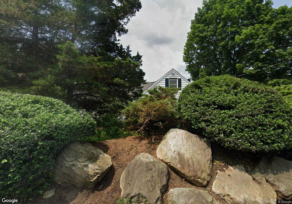 762 Wheelers Farms Rd, Milford, CT 06461 - photo 1